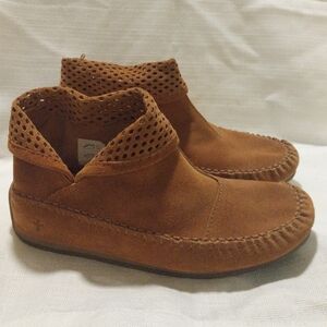 EMU Australia Tan Suede Perforated Slip On Bootie Moccasins